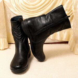 DANSKO WOMENS LEATHER BOOTS